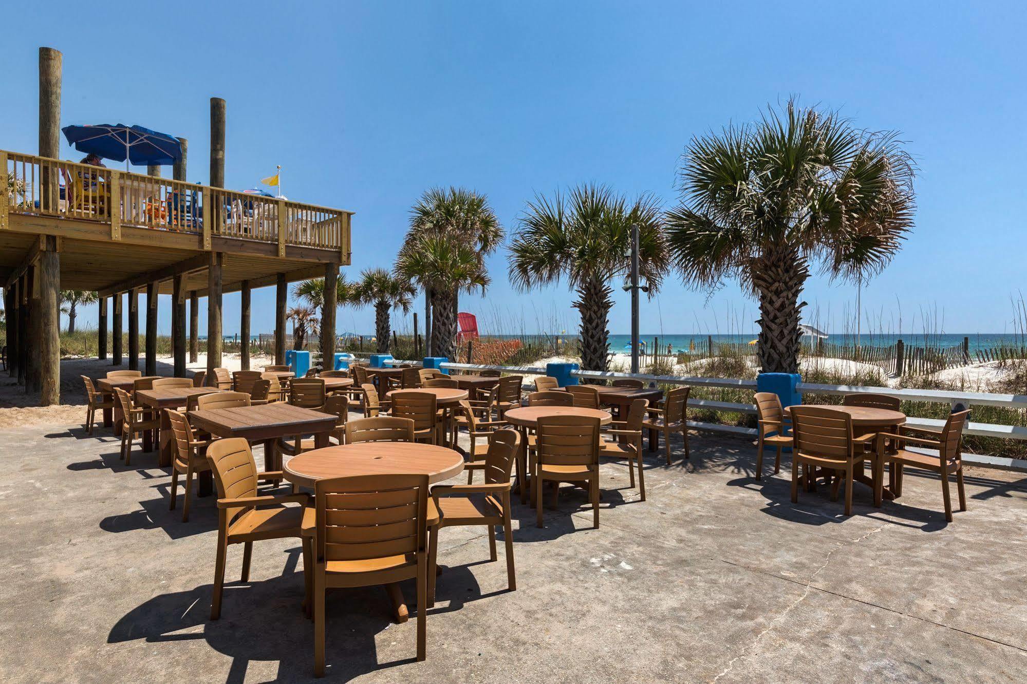 Ramada By Wyndham Panama City Beach / Beachfront Exterior photo